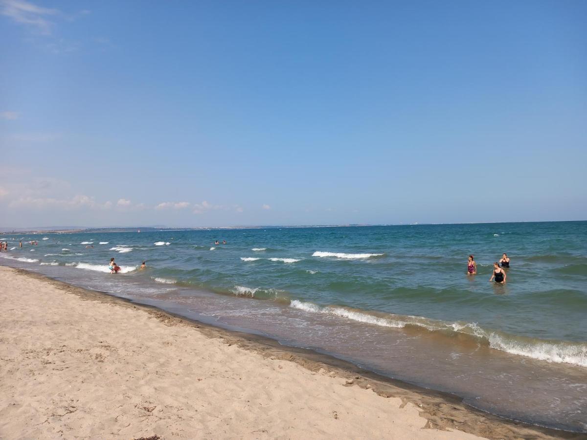 Sea Central Apartment Burgas Exteriör bild